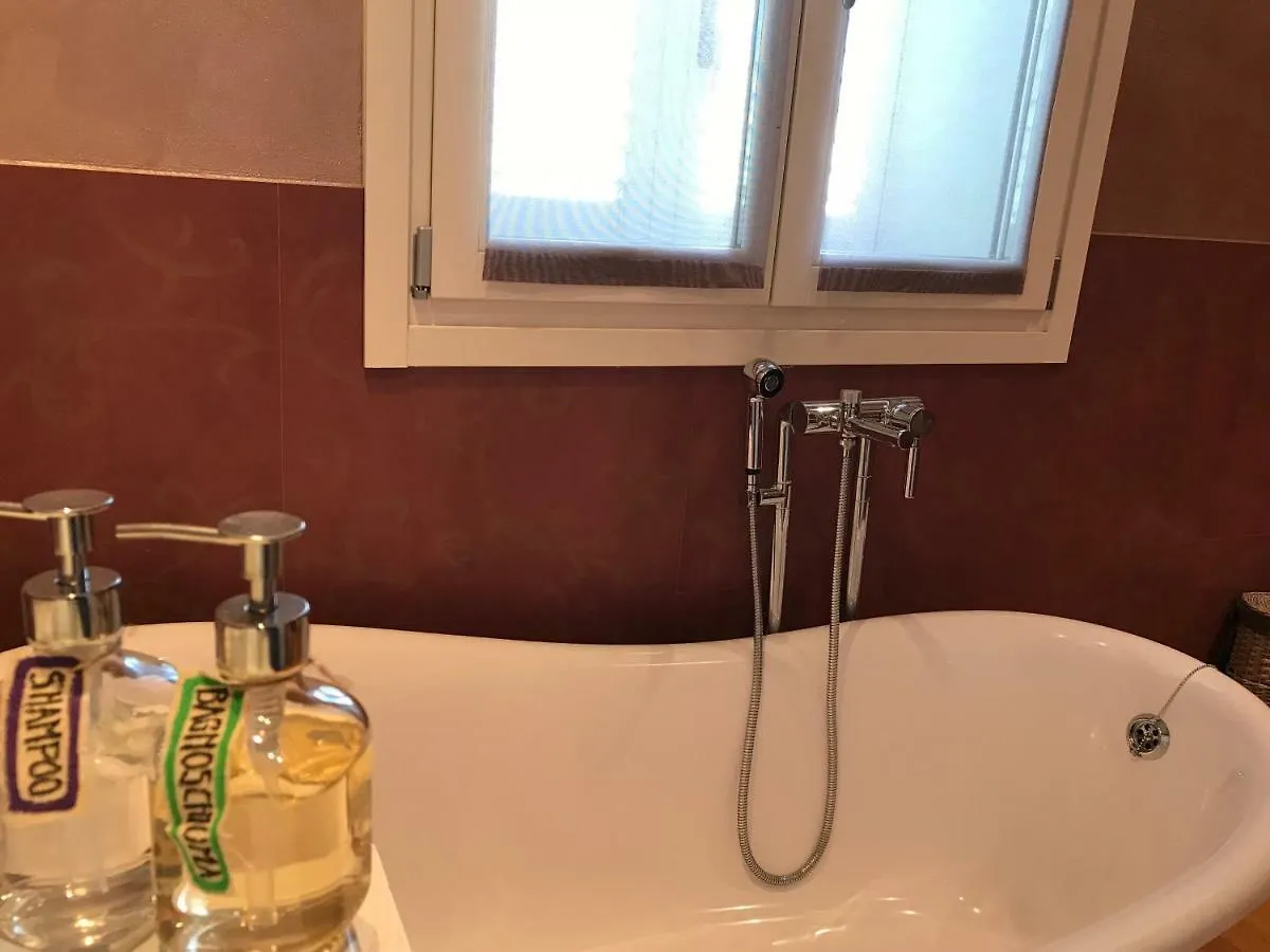 Homestay Abitare Al 42 Apartment Ravenna